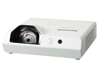 Panasonic PT-TW351R (Короткофокусный проектор)