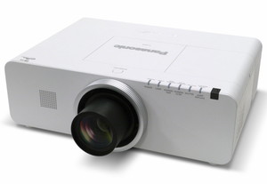 Panasonic PT-EZ57E (Инсталляционный LCD проектор со встроенной оптикой)